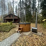 Paunkuela Puhkemaja Villa *