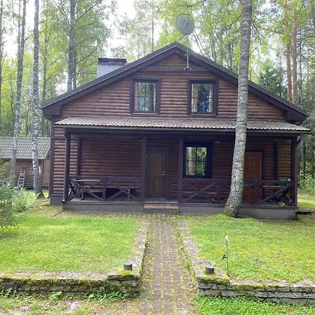 Paunkuela Puhkemaja Villa *