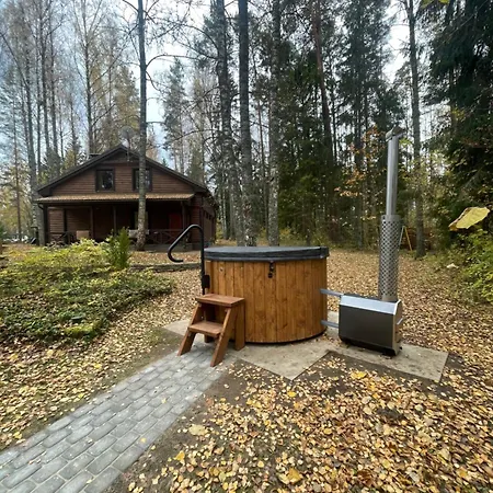 Paunkuela Puhkemaja Villa *