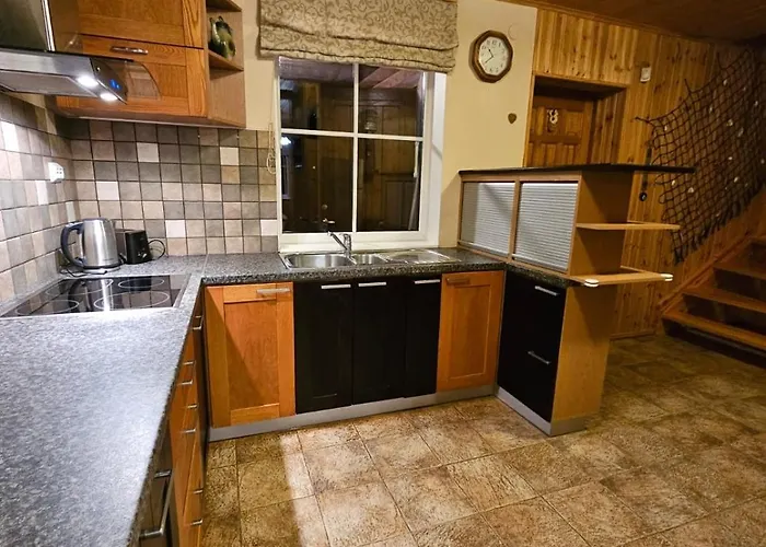 Paunkuela Puhkemaja * Kiruvere